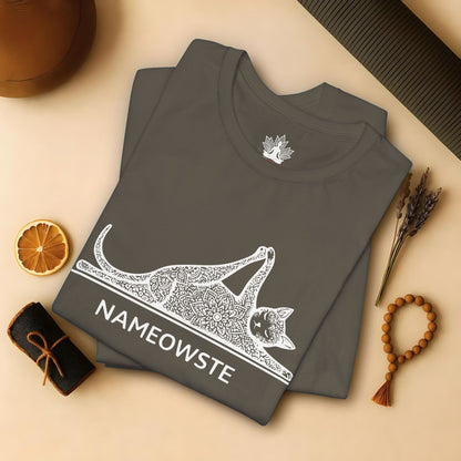 Nameowste – Mandala Yoga Cat Tee