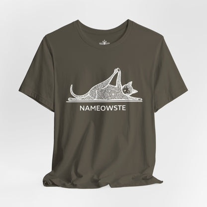 Nameowste – Mandala Yoga Cat Tee