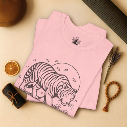 Peaceful Tiger – Mandala Flow Tee