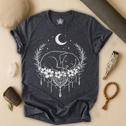 Chien endormi sous la lune