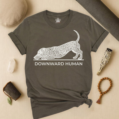 Teckel mandala 'Downward Human' - Chien Saucisse