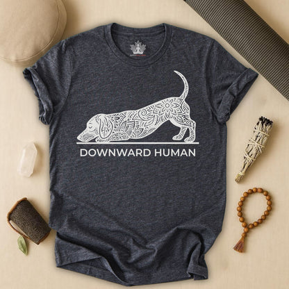 Teckel mandala 'Downward Human' - Chien Saucisse