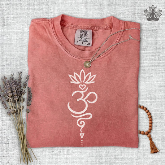 Vintage Om Comfort Colors Tee