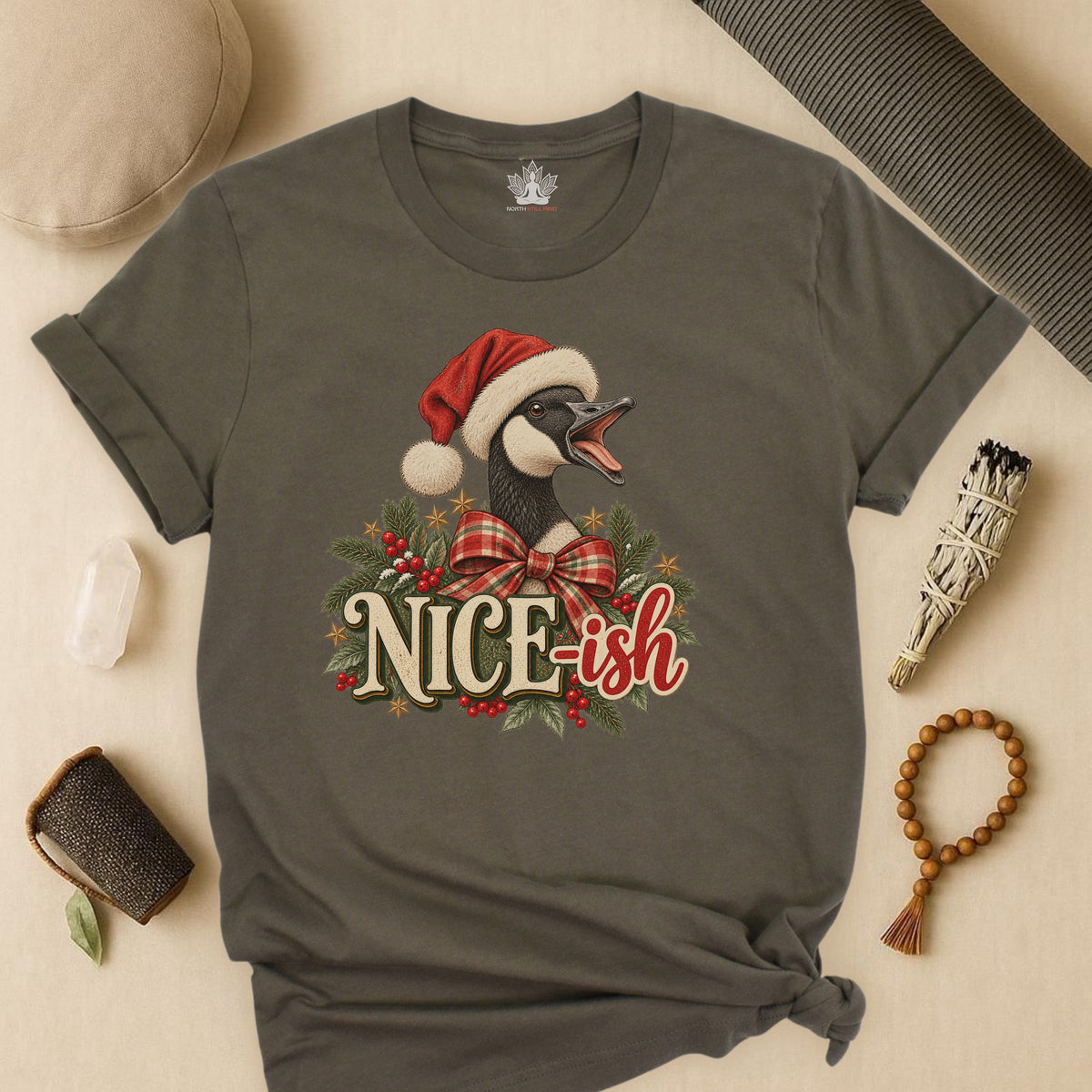 Nice-ish Canada Goose Vintage Christmas Tee