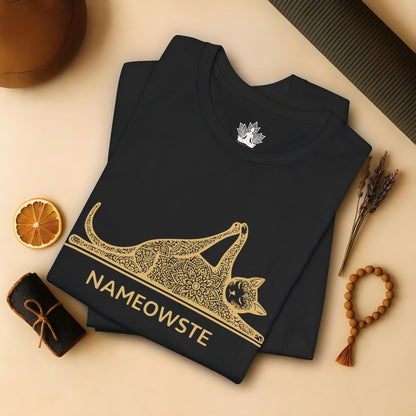 Nameowste – Mandala Yoga Cat Tee
